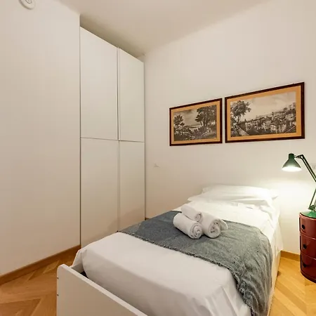 Castelletto House Center - Happy Apartment